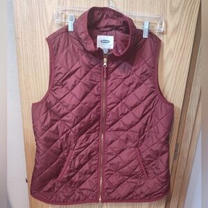 Old Navy Women's Quilted Maroon Vest